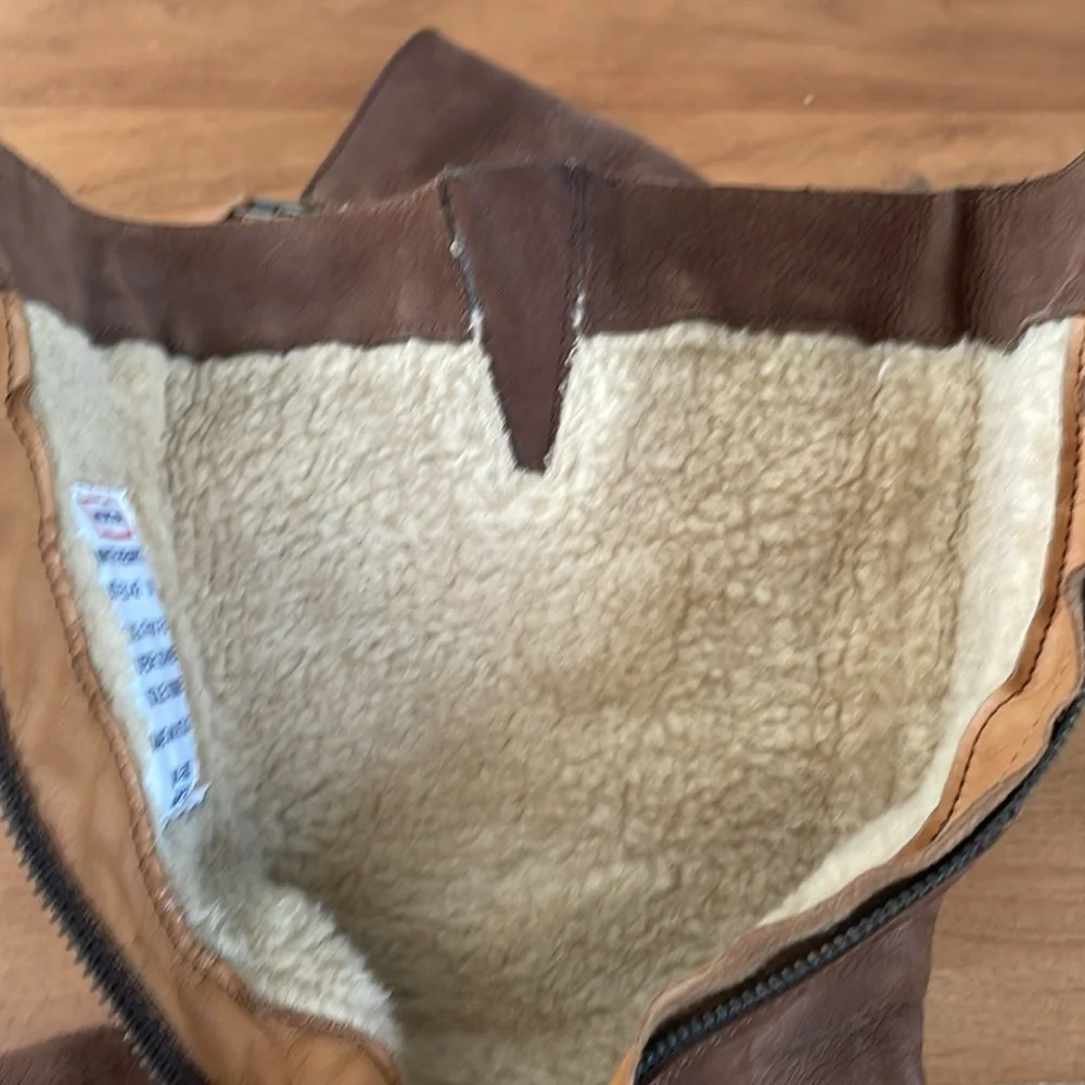 Hunter Men's Brown Leather Boots Size 9